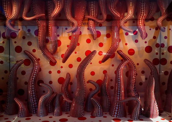 yayoi kusama